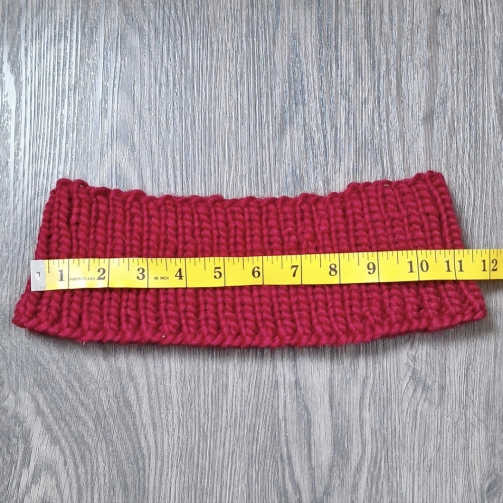 Hand Knit Ribbed Wool Cowl - Picture 4 of 4